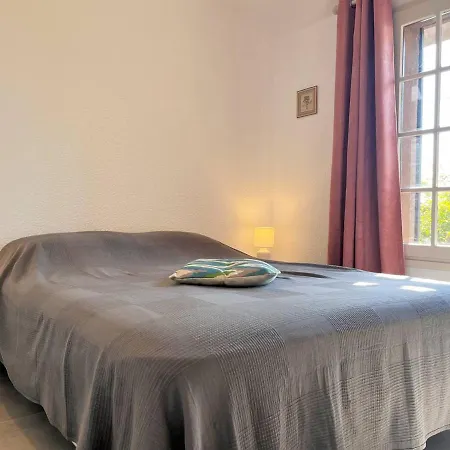 Maison Calme 3 Pieces Avec Terrasse, Clim Et Garage - - Fr-1-251-502